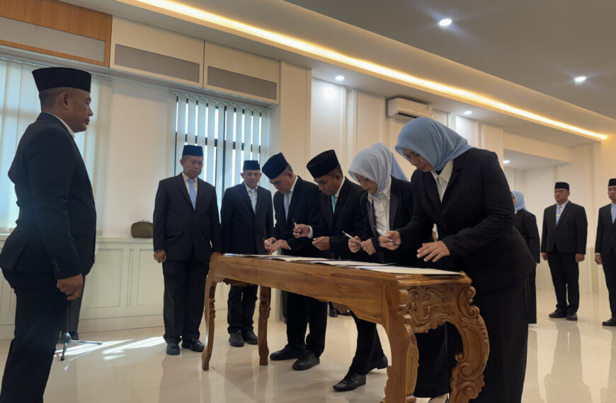 RESMI DILANTIK! 16 PEJABAT MANAJERIAL DAN NON-MANAJERIALKAKANWIL : JABATAN ADALAH AMANAH,&hellip;